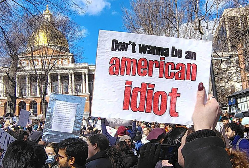 Sign: Don't Wanna Be an American Idiot