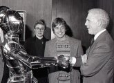 Mayor White with Luke and C3-PO in Boston City Hall